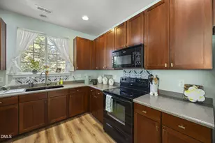 113 Longchamp Ln, Cary, NC 27519 - Photo 33