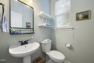 113 Longchamp Ln, Cary, NC 27519 - Photo 35