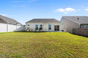 545 Glenwyck Ct, Fuquay-Varina, NC 27526 - Photo 25