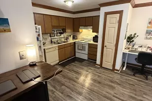 3531 Ivy Commons Dr, Raleigh, NC 27606 - Photo 3