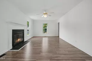 401 Holly Berry Ln, Holly Springs, NC 27540 - Photo 13