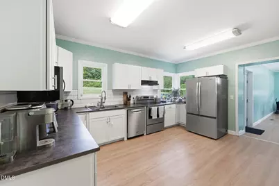 2016 Haw River Hopedale Road, Burlington, NC 27217 - Photo 17