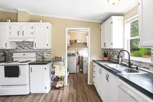 705 Winding Ridge, Sanford, NC 27332 - Photo 5