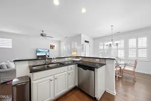 1524 Crafton Way, Raleigh, NC 27607 - Photo 17