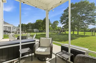 417 Long Lake Dr, Fuquay Varina, NC 27526 - Photo 5