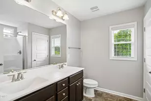 218 Day Lily St, Selma, NC 27576 - Photo 13