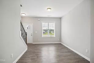218 Day Lily St, Selma, NC 27576 - Photo 3