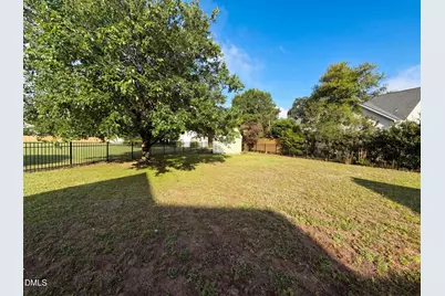 304 Cameronwood Drive, Fuquay Varina, NC 27526 - Photo 17