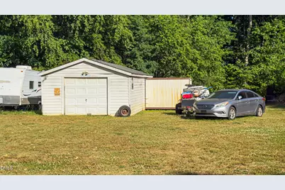 8800 Spring Meadow Drive, Hickory, NC 28601 - Photo 29