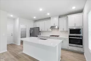 2137 Topsail Rd, Durham, NC 27703 - Photo 9