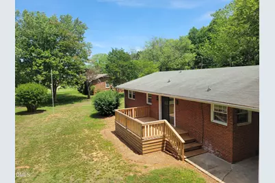 607 E Butler Avenue, Liberty, NC 27298 - Photo 61