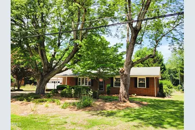 607 E Butler Avenue, Liberty, NC 27298 - Photo 11