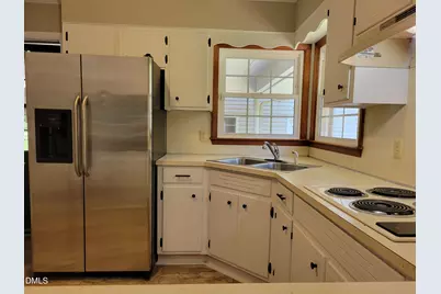 607 E Butler Avenue, Liberty, NC 27298 - Photo 21