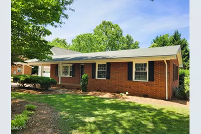 607 E Butler Avenue, Liberty, NC 27298 - Photo 7