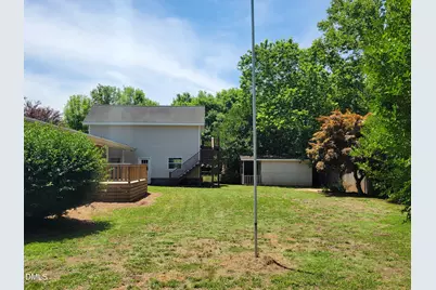 607 E Butler Avenue, Liberty, NC 27298 - Photo 3
