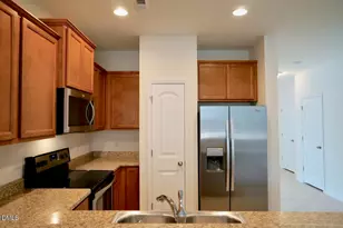 3015 Bluegrove Rd, Raleigh, NC 27610 - Photo 9