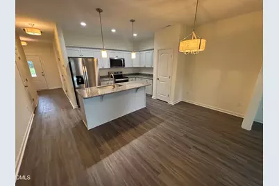 514 S Ryals Street, Benson, NC 27504 - Photo 3
