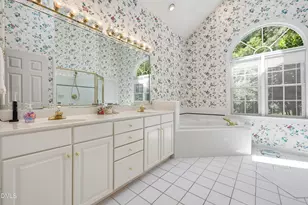 1437 Kinsdale Dr, Raleigh, NC 27615 - Photo 17
