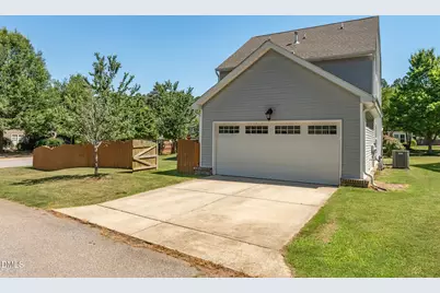 1002 Churchill Glen Boulevard, Knightdale, NC 27545 - Photo 11