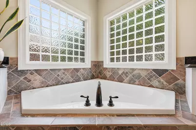 1246 Pebble Drive Drive, Graham, NC 27253 - Photo 21