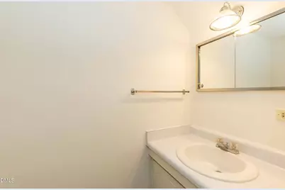 720 Shawnee Drive #B, Burlington, NC 27215 - Photo 13
