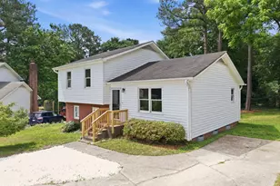 2729 W Talbot Ct, Raleigh, NC 27610 - Photo 3