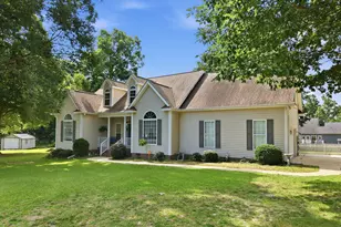 108 Kings Ct, Garner, NC 27529 - Photo 3