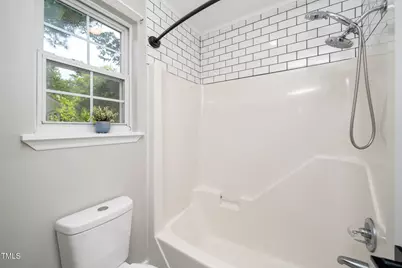 725 E Maple Lane, Fuquay-Varina, NC 27526 - Photo 17