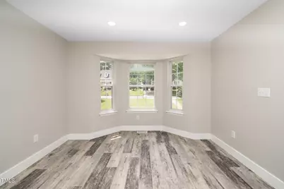 725 E Maple Lane, Fuquay-Varina, NC 27526 - Photo 9