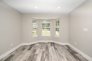 725 E Maple Ln, Fuquay Varina, NC 27526 - Photo 9