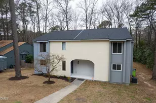6001 Applewood Ln, Raleigh, NC 27609 - Photo 1