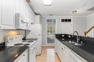 111 Ellington Oaks Ct, Raleigh, NC 27603 - Photo 7