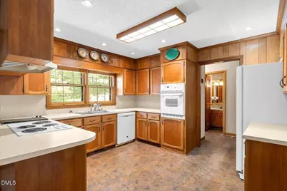 200 Edgewater Drive, Broadway, NC 27505 - Photo 15
