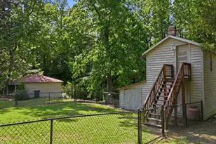 439 Lake View Rd, Louisburg, NC 27549 - Photo 5