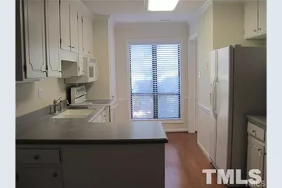 111 Charter Oaks Circle, Cary, NC 27511 - Photo 3