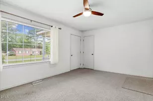 606 E Fremont St, Kenly, NC 27542 - Photo 15