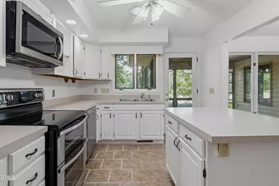 125 Fairway Lane, Sanford, NC 27332 - Photo 5