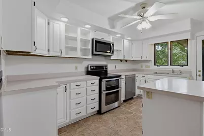 125 Fairway Lane, Sanford, NC 27332 - Photo 11