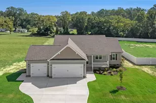 154 Charles Pt Ln, Selma, NC 27576 - Photo 1