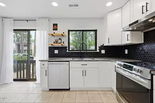 5019 Tall Pines Ct, Raleigh, NC 27609 - Photo 7