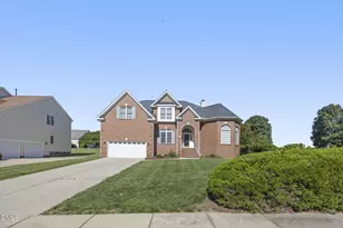 106 Beckford Rd, Cary, NC 27518 - Photo 3