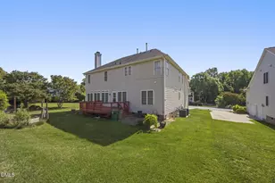 106 Beckford Rd, Cary, NC 27518 - Photo 9