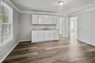 846 State St, Henderson, NC 27536 - Photo 9