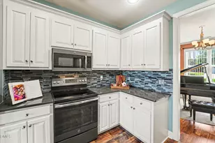 32 Avondale Dr, Lillington, NC 27546 - Photo 11