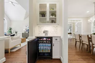 305 Southglen Dr, Cary, NC 27518 - Photo 15