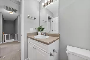 117 Rosalynn Ct, Raleigh, NC 27610 - Photo 33