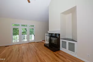 813 Vestavia Woods Dr Dr, Raleigh, NC 27615 - Photo 3