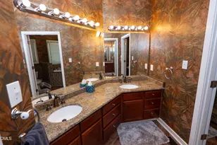 813 Vestavia Woods Dr Dr, Raleigh, NC 27615 - Photo 17