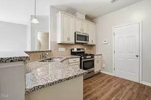 121 Cypress Hill Ln, Holly Springs, NC 27540 - Photo 13