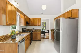 5613 Oldtowne Rd, Raleigh, NC 27612 - Photo 9